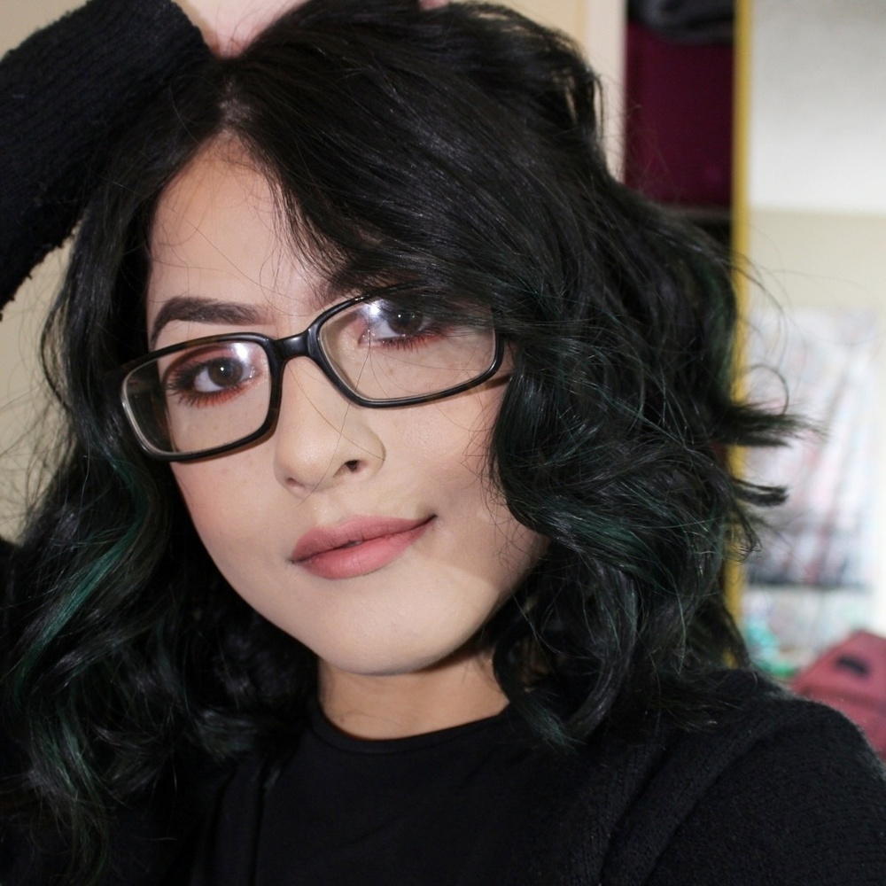 Meet your Posher, Cristia